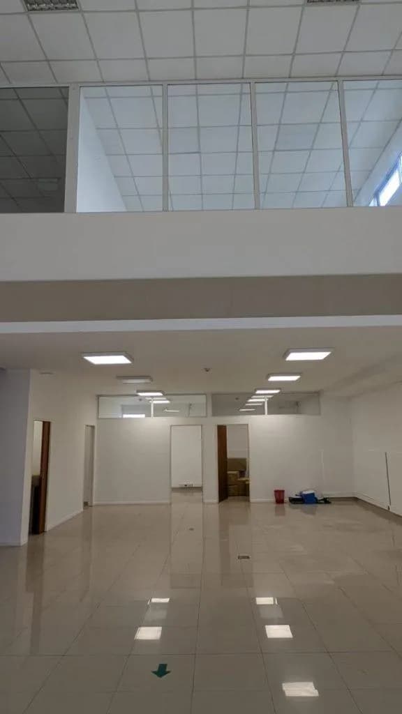 Alquiler de excelente local de gran magnitud en el centro de Posadas, Misiones