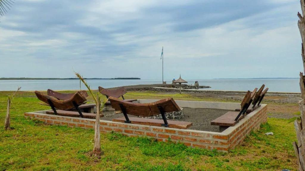 Terreno en puerto mbigua