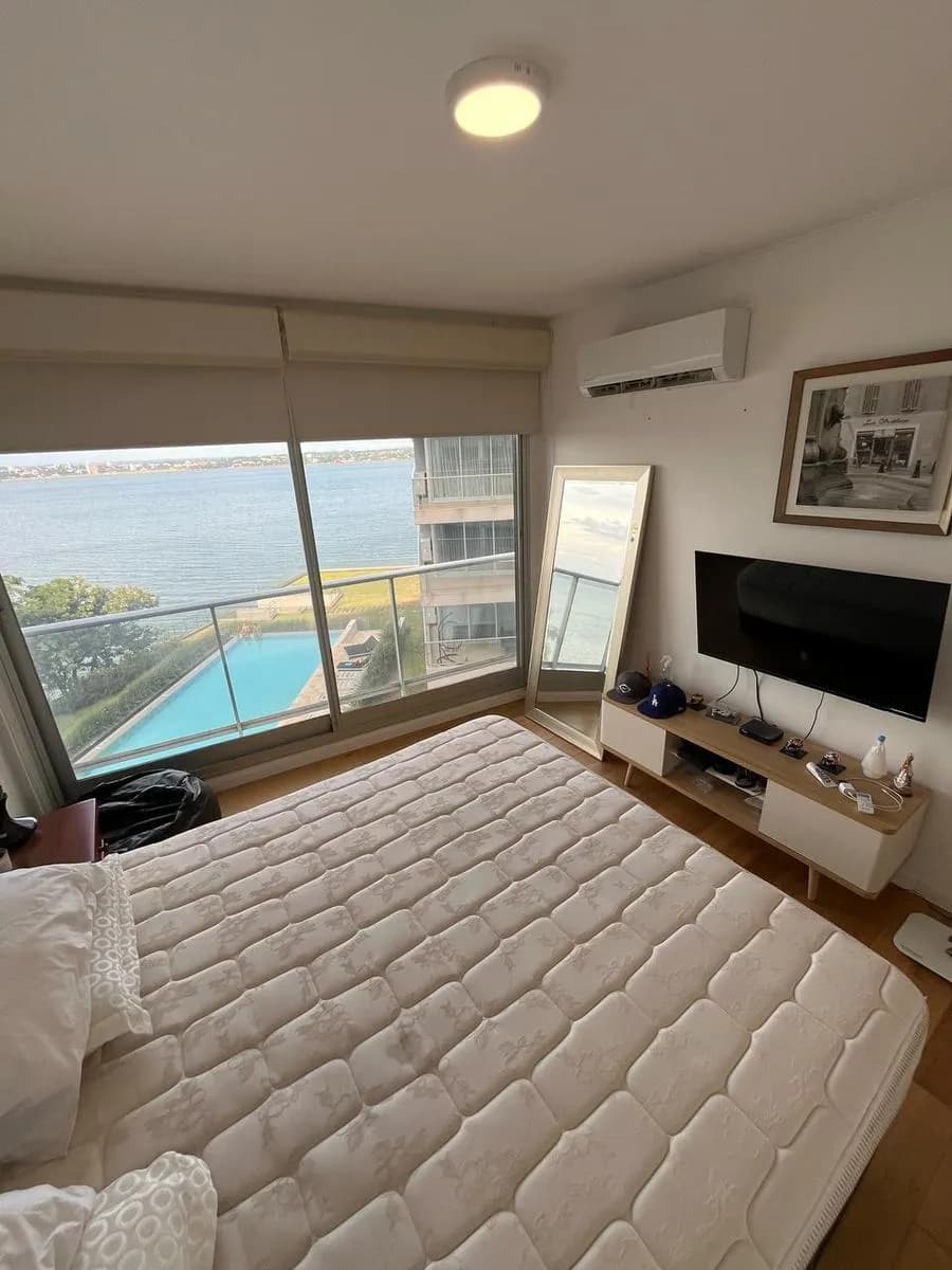 Departamento en de 2 dormitorios en Venta con vista al Rio