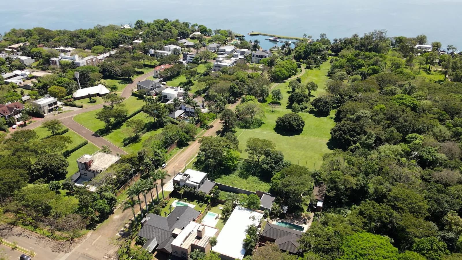 3 Terrenos en venta - Se venden juntos o por separado