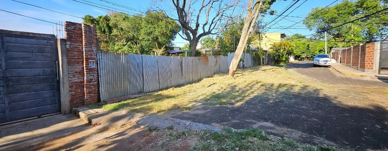 Amplio Terreno proximo al centro en venta