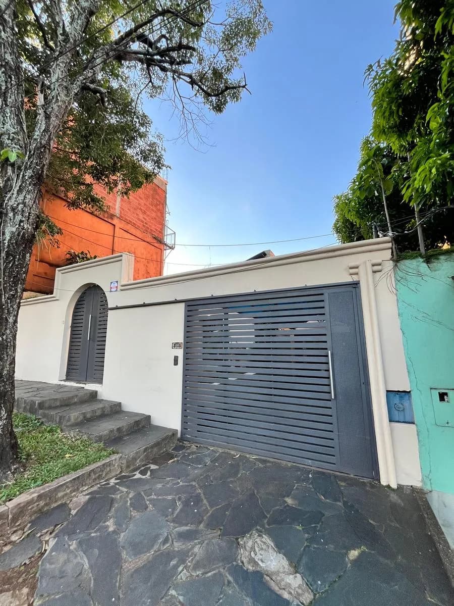 Casa en posadas de 4 dormitorios en Venta cerca de la Costanera
