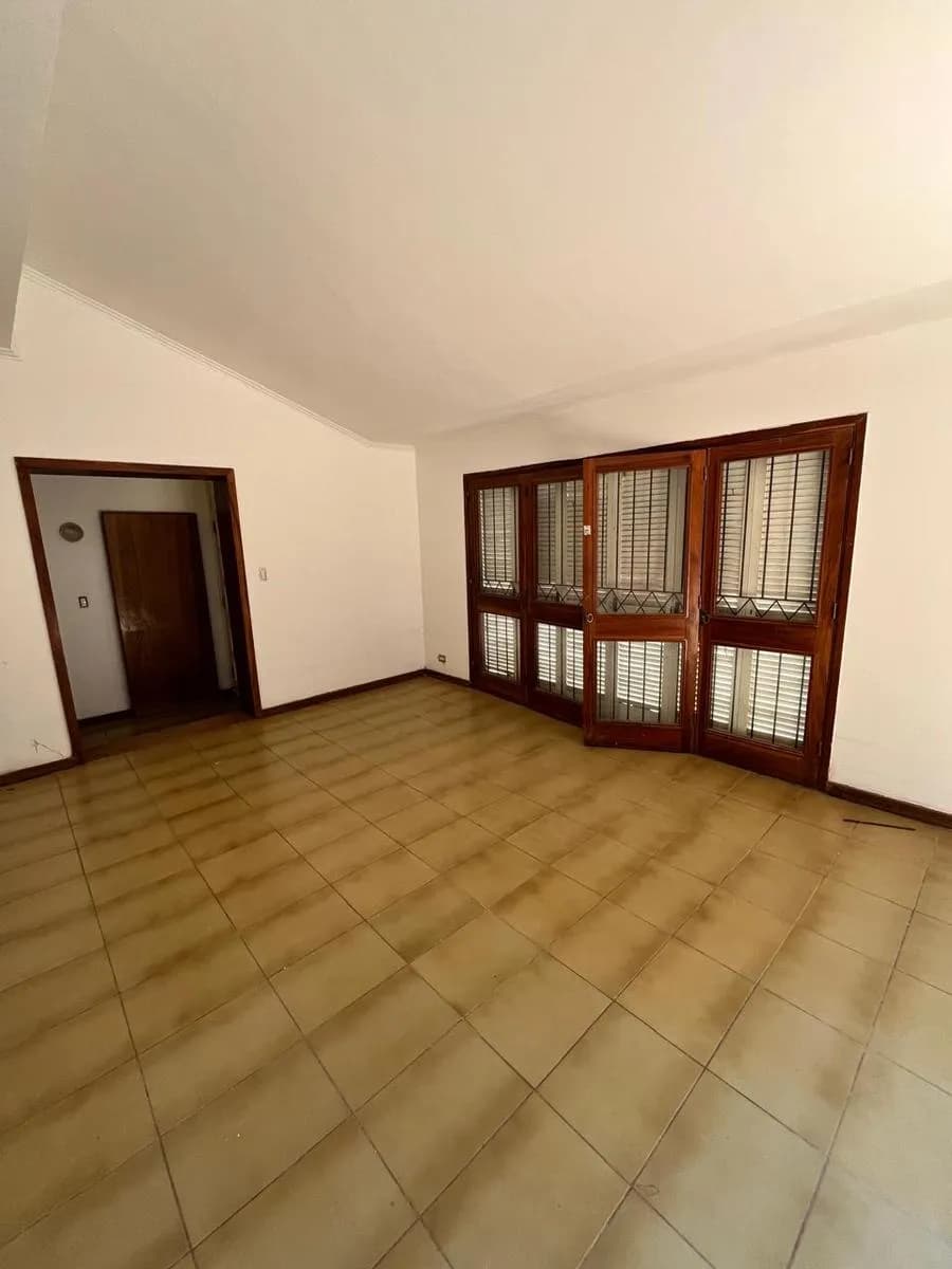 Casa en Venta sobre Costanera de Posadas de 4 dormitorios