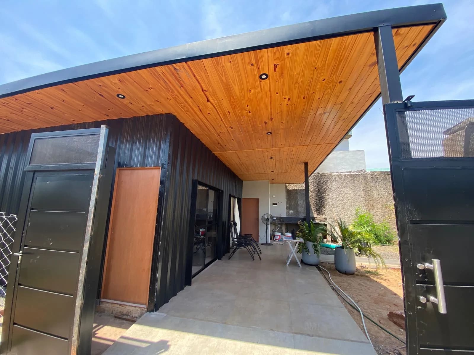 Casa a estrenar en esquina | en venta