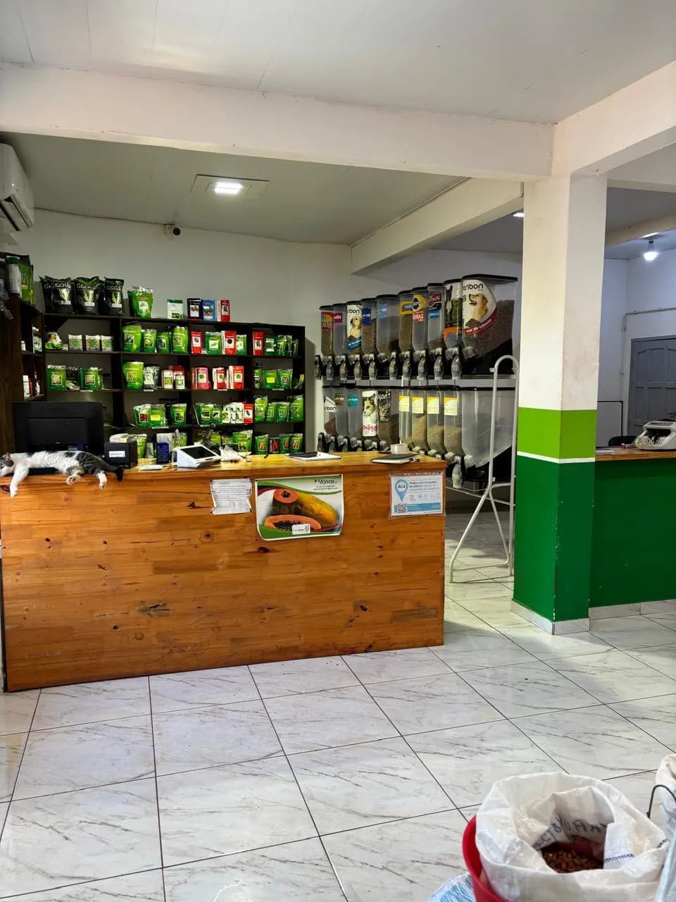 Unidad comercial en venta en Garuhapé – Ideal para logística, distribución e inversión