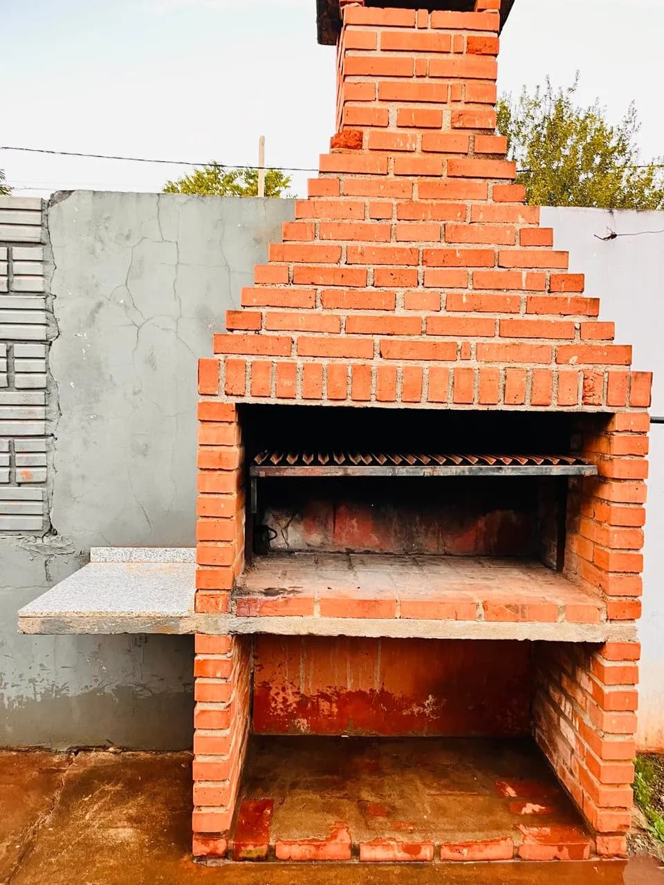 CASA EN ALQUILER 2 dormitorios – ITAEMBÉ MINÍ
