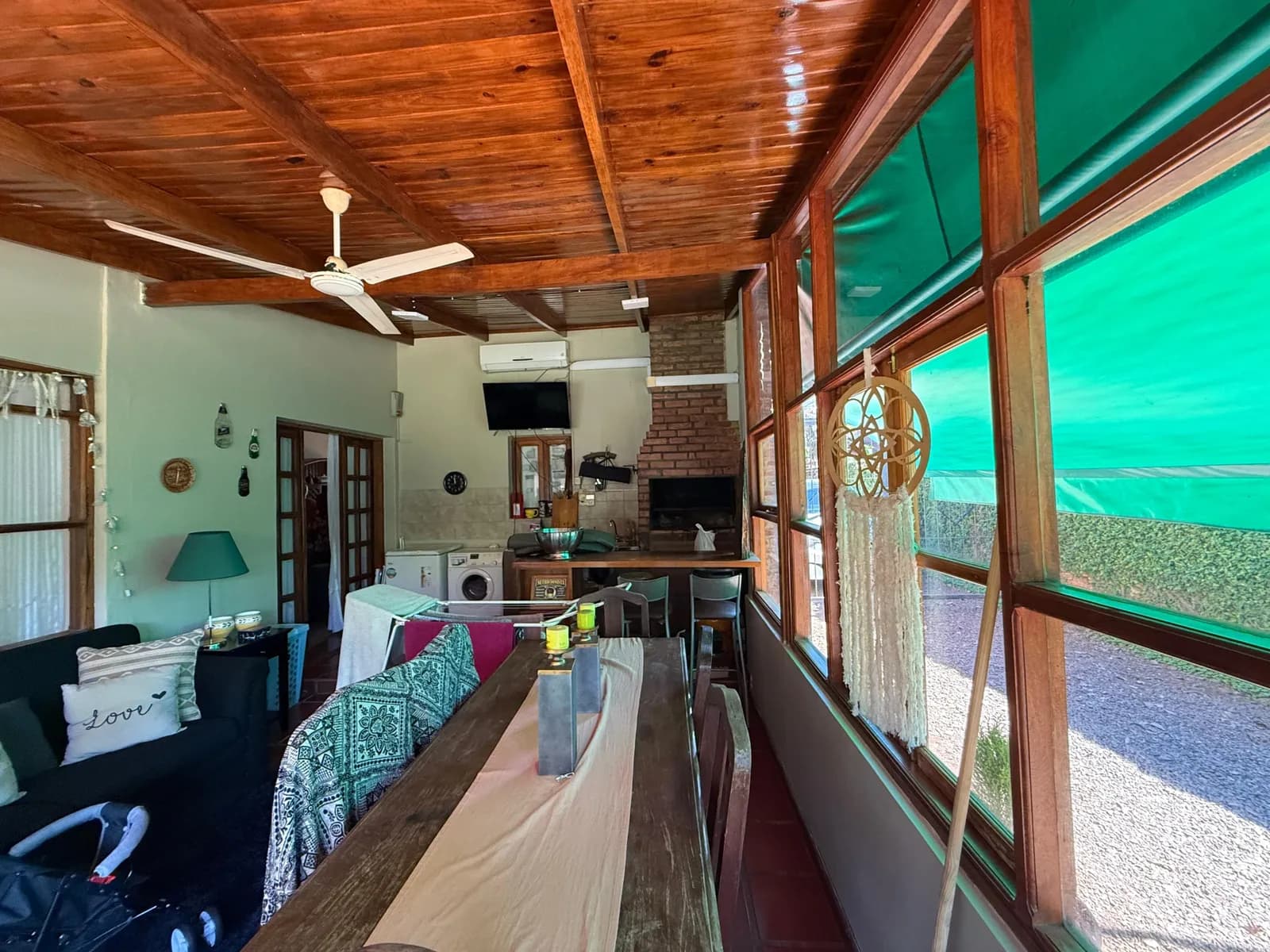 Casa 4 dorm; en venta Zona Hospital