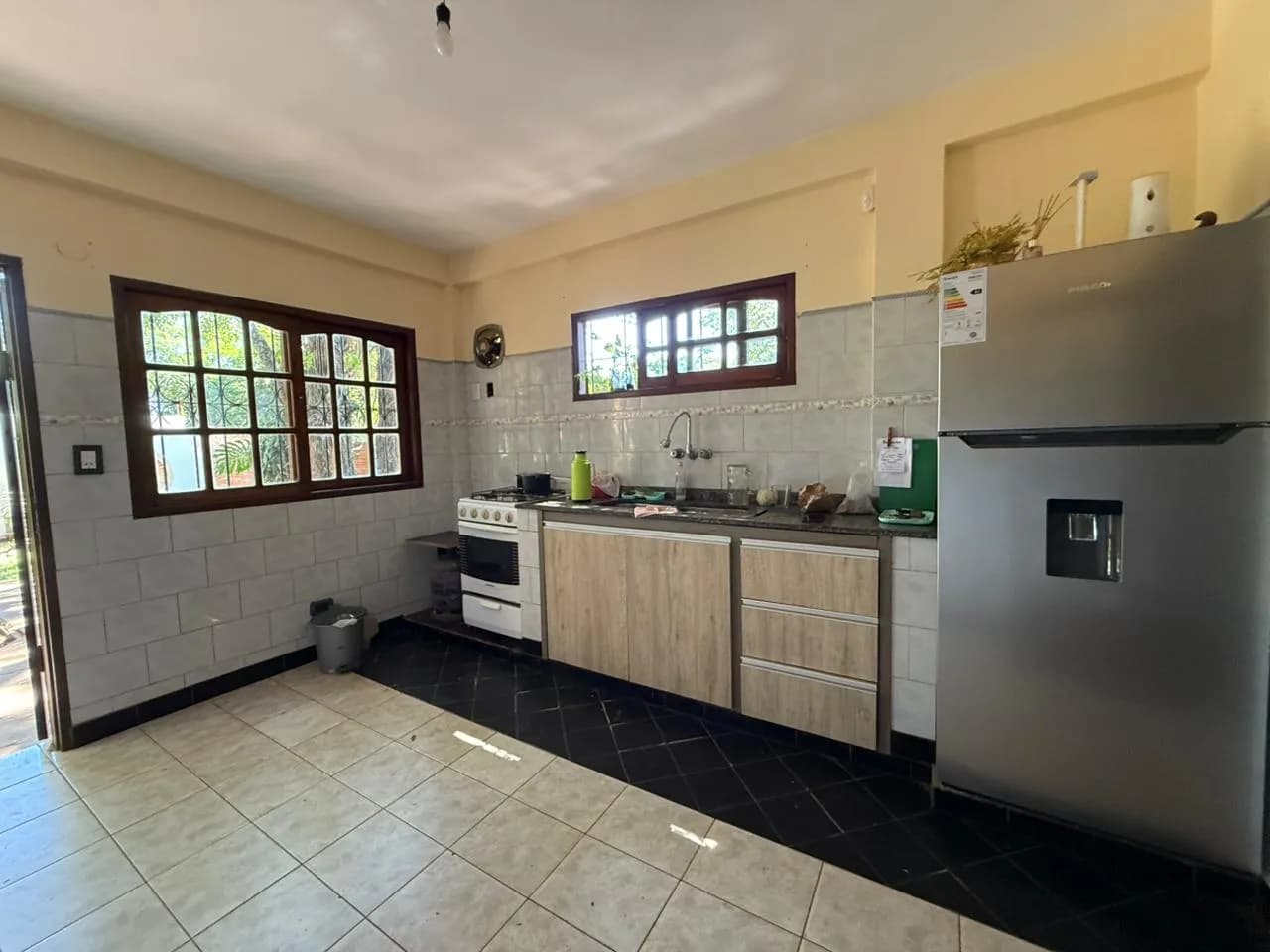 Casa en Venta 4 dormitorios – Av. Alem 3642