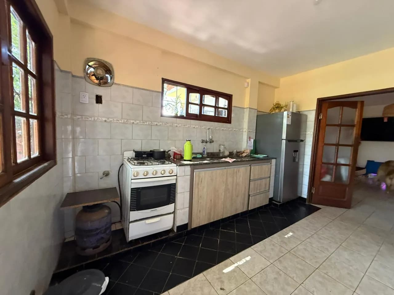Casa en Venta 4 dormitorios – Av. Alem 3642