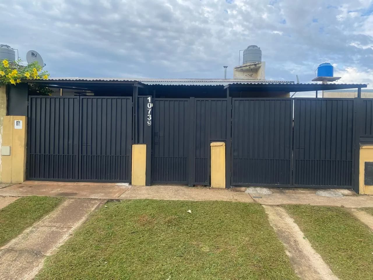 Casa EN VENTA en el barrio Itaembé Guazú de Posadas