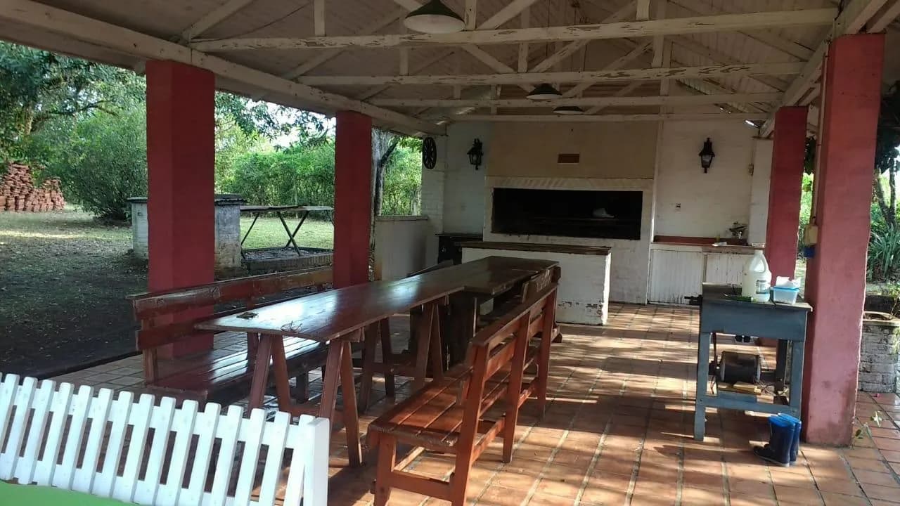 Casa quinta EN VENTA en avenida Roque González, Candelaria