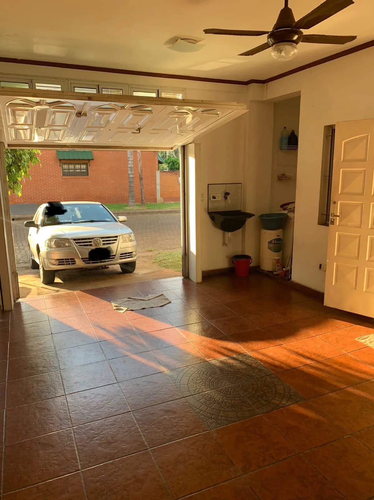 Duplex 4 hab. inmediaciones Av. Centenario y Av. Tomás Guido