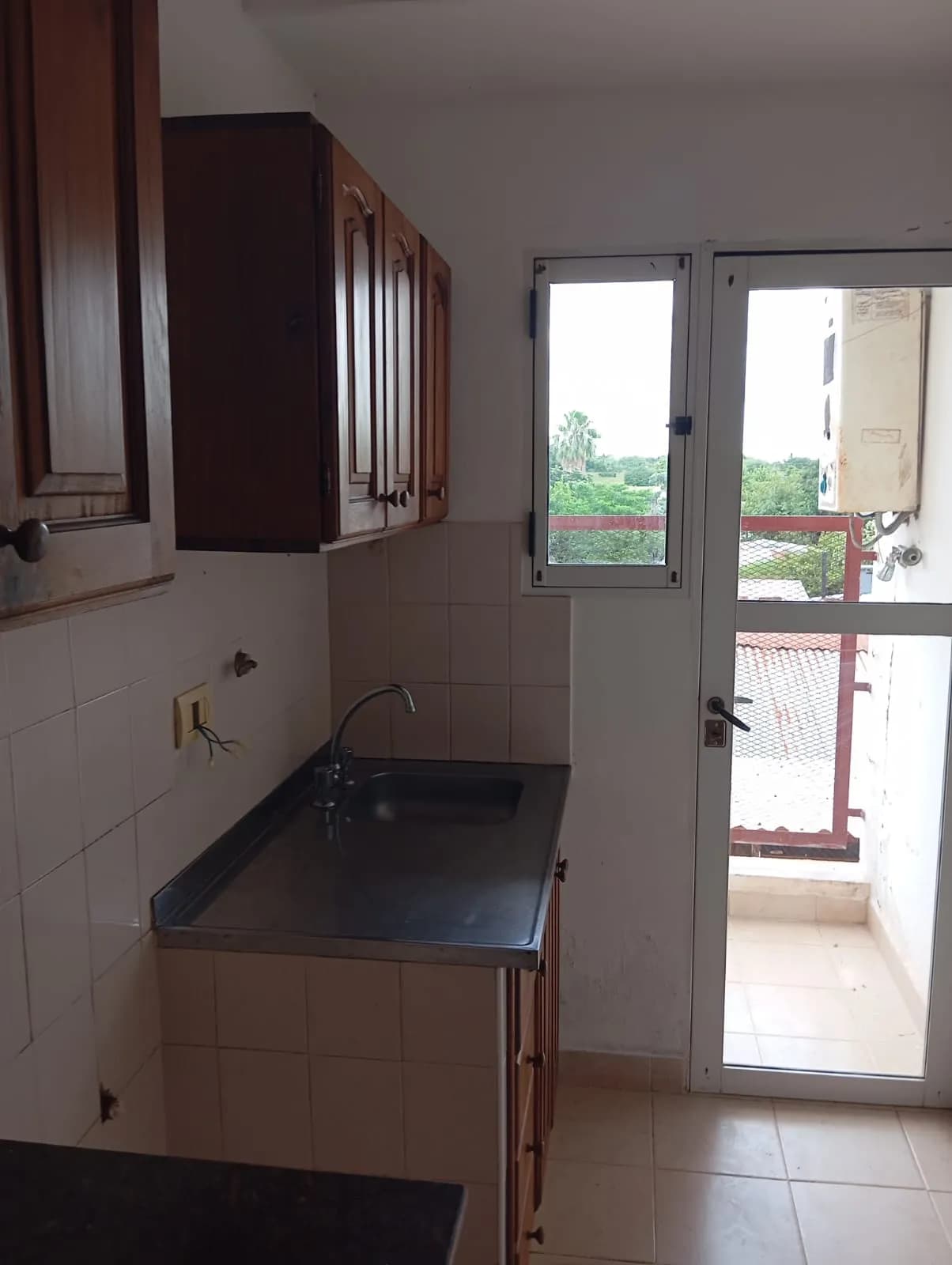 AQUILER departamento 2 habitaciones tripoli y av. chacabuco