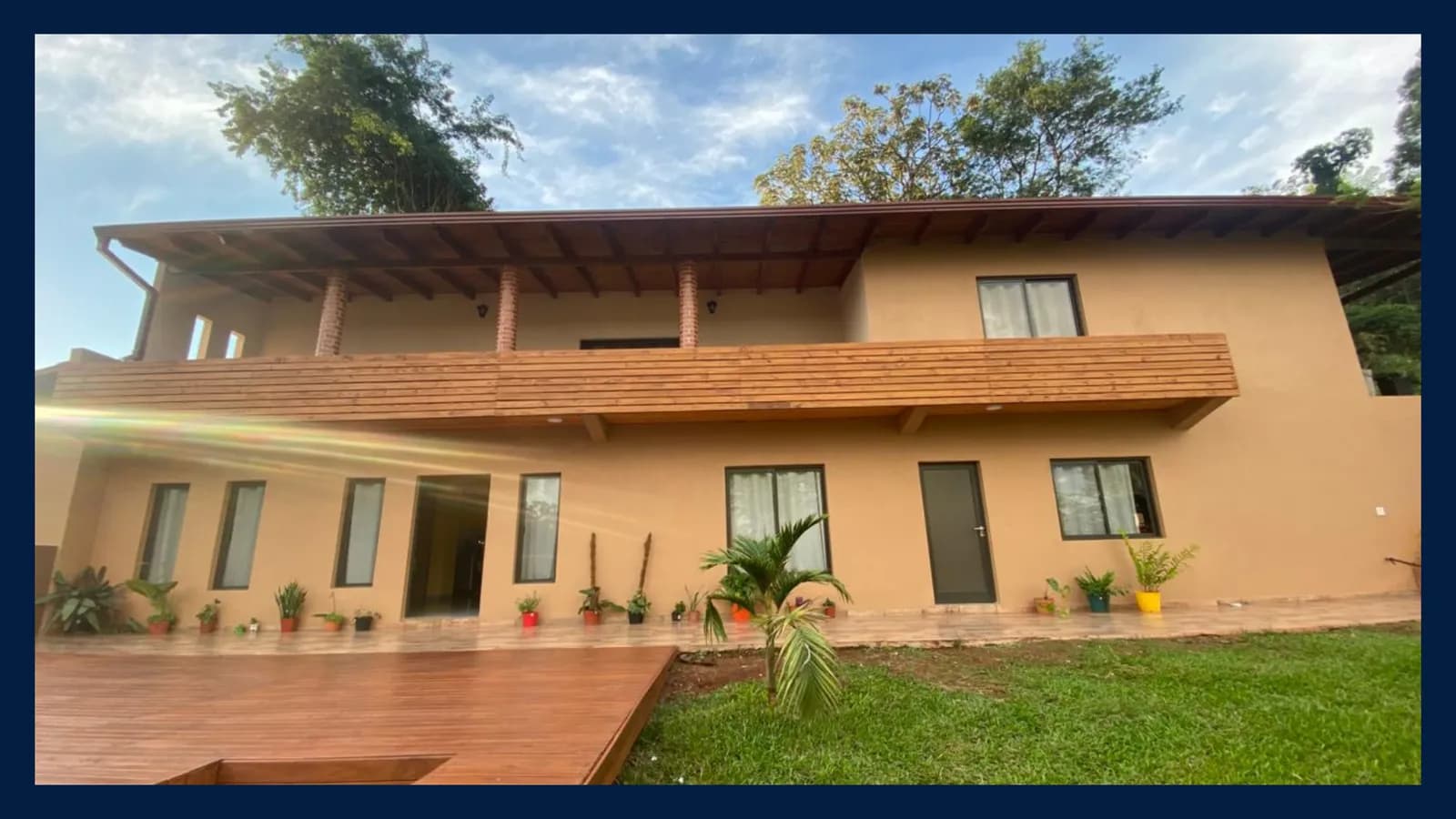 CASA 2 Plantas en VENTA (Zona Rio Uruguay – Mnes)