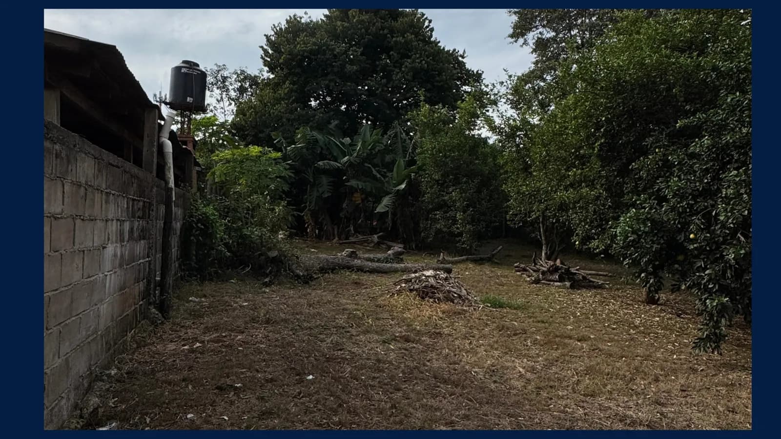 Terreno con Casita EN VENTA