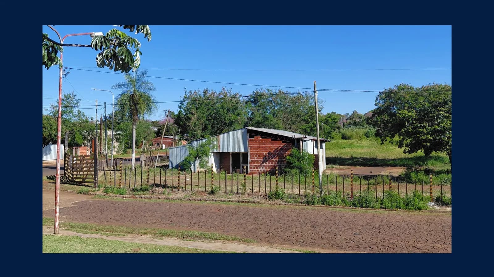 7 Lotes con Deposito en VENTA