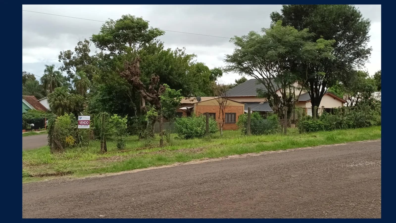 Terreno Amplio con Casita en VENTA
