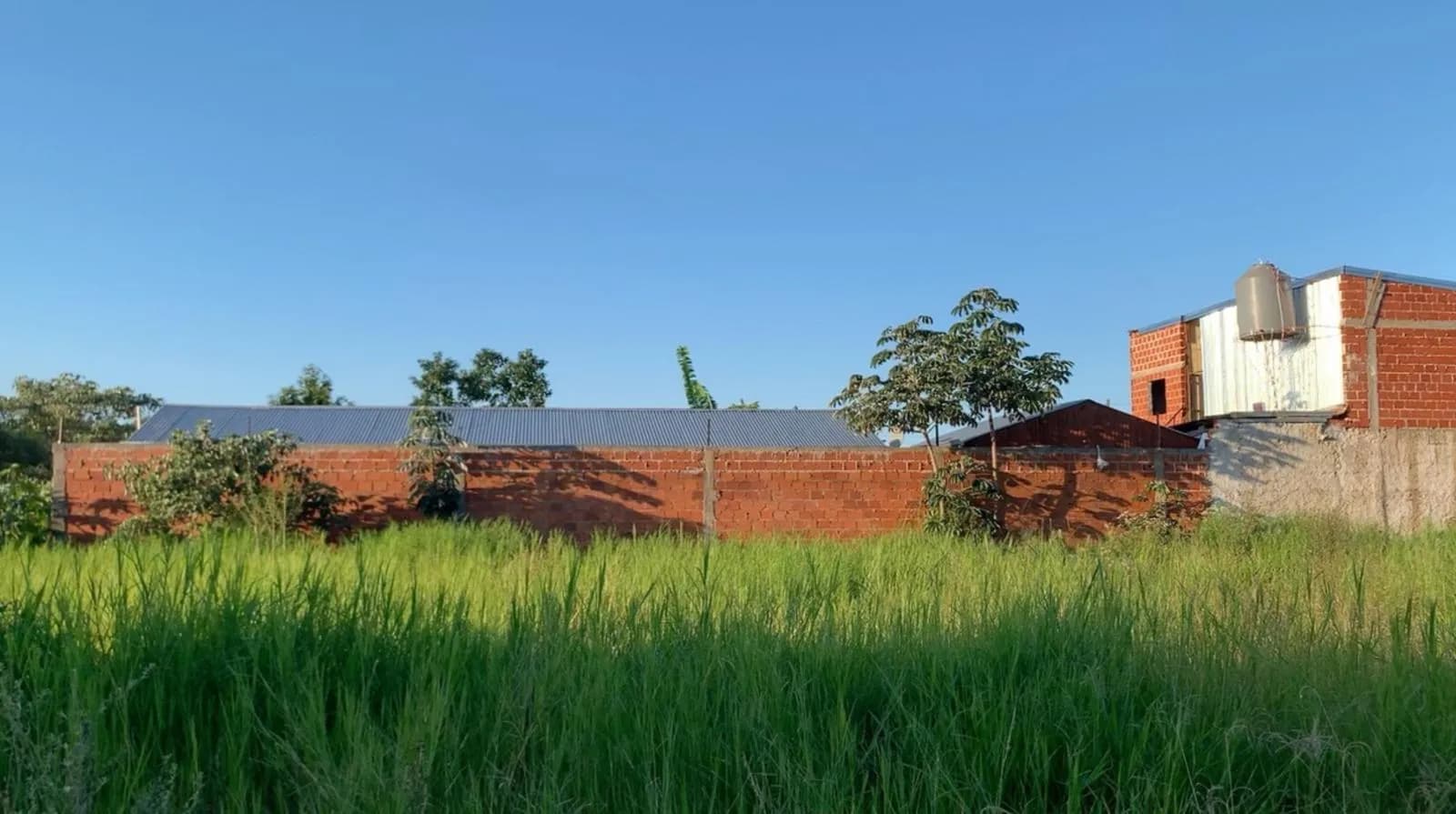 terreno en VENTA en Miguel Lanus sobre avenida de las misiones casi mar argentino