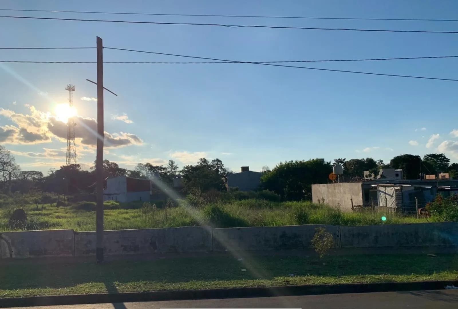 terreno en VENTA en Miguel Lanus sobre avenida de las misiones casi mar argentino