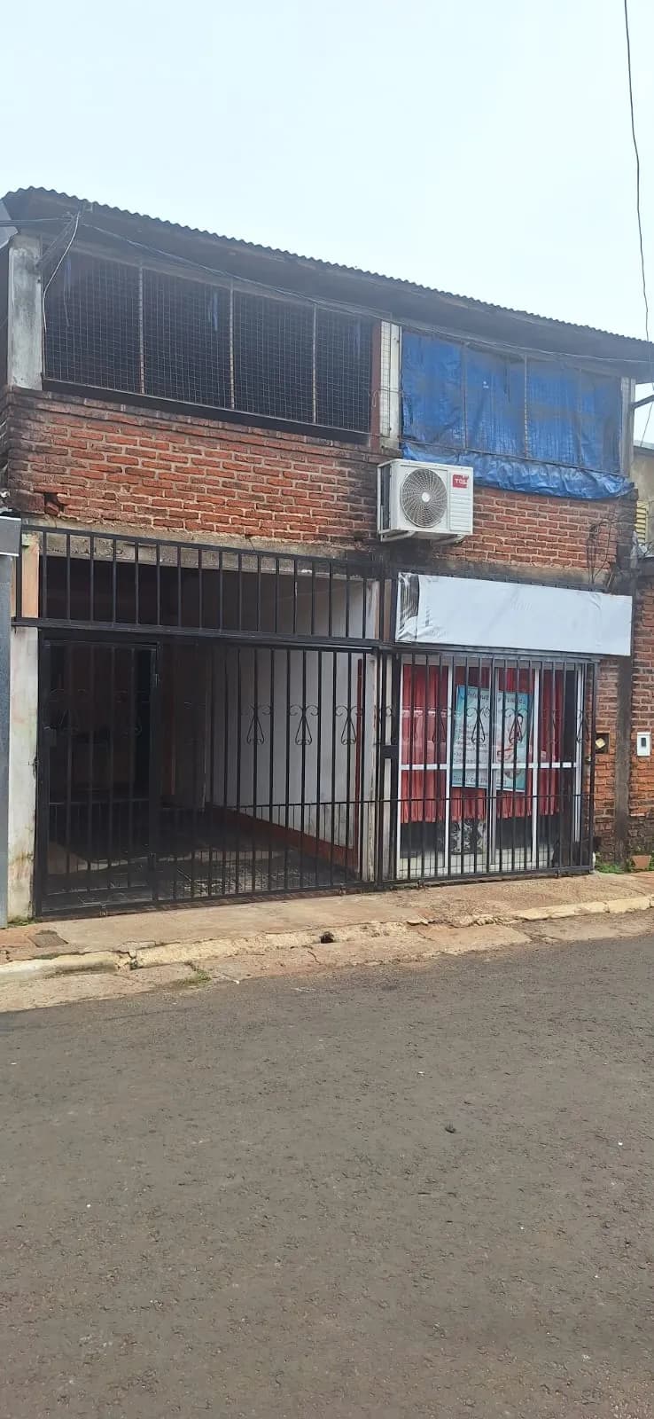 DUPLEX