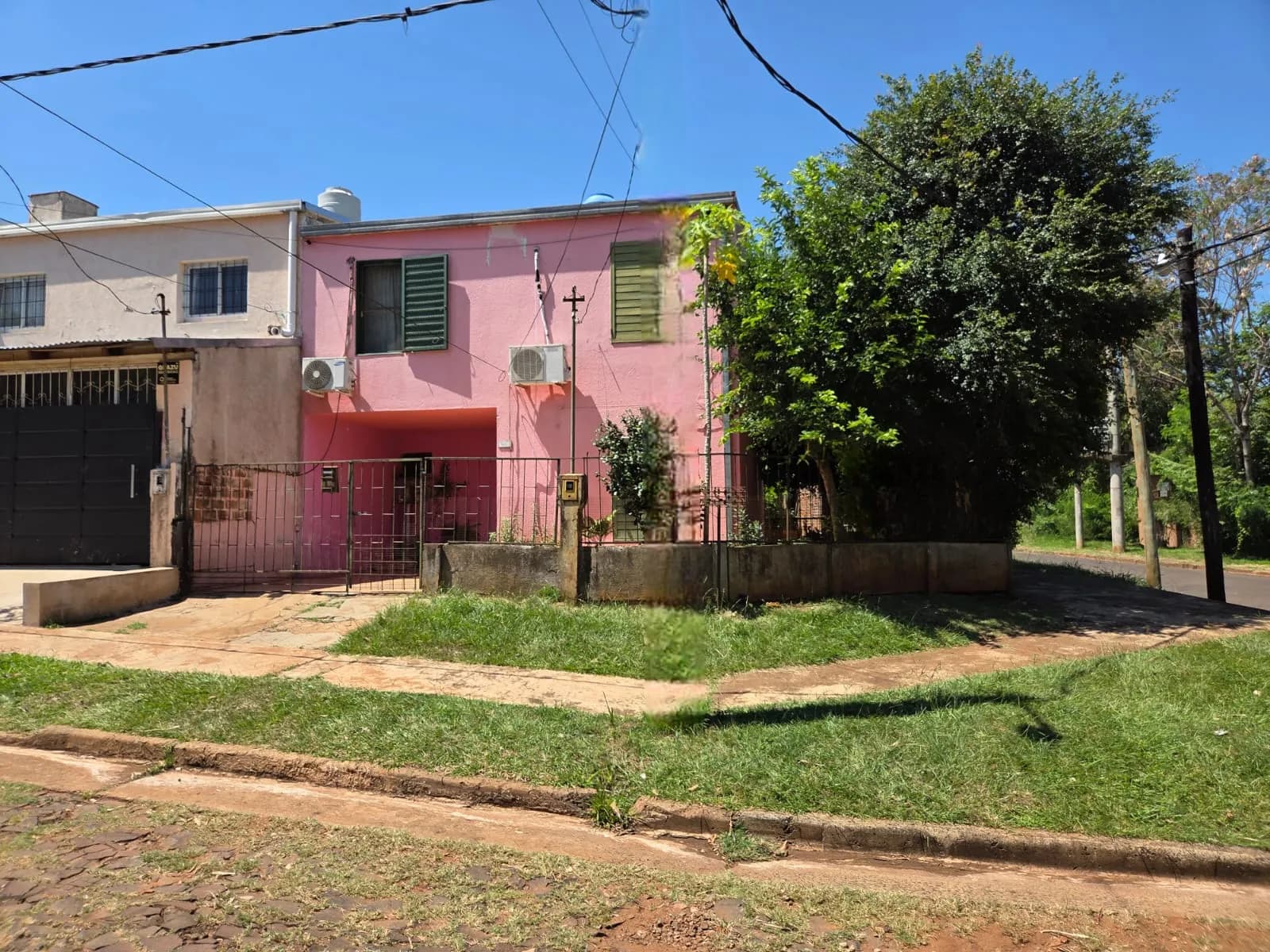DUPLEX