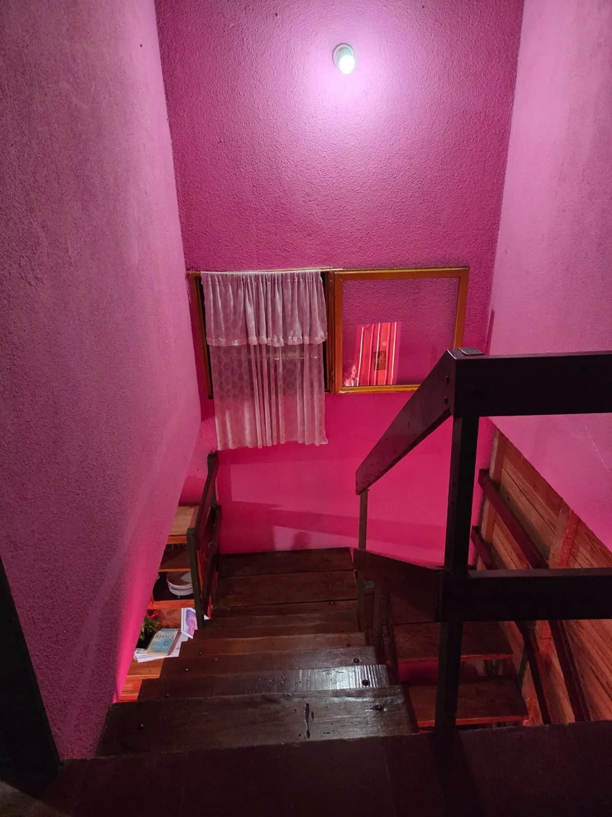 DUPLEX