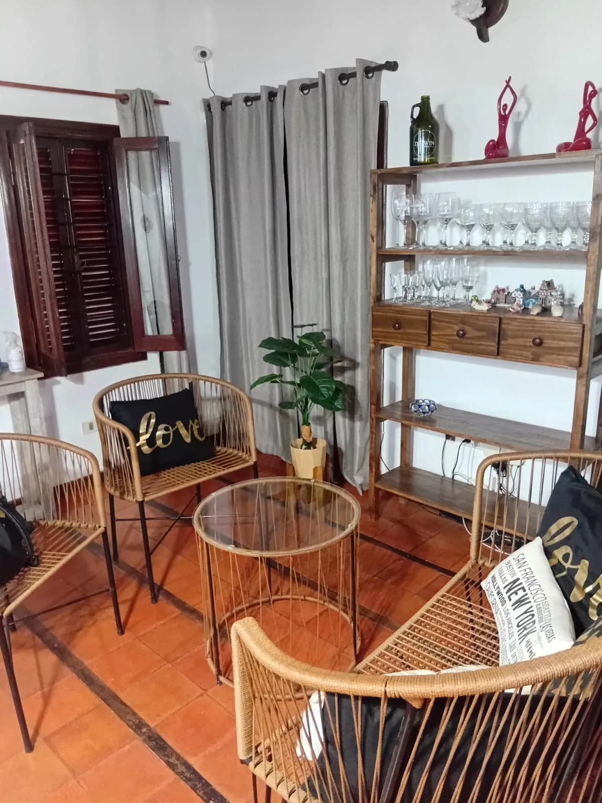 DUPLEX
