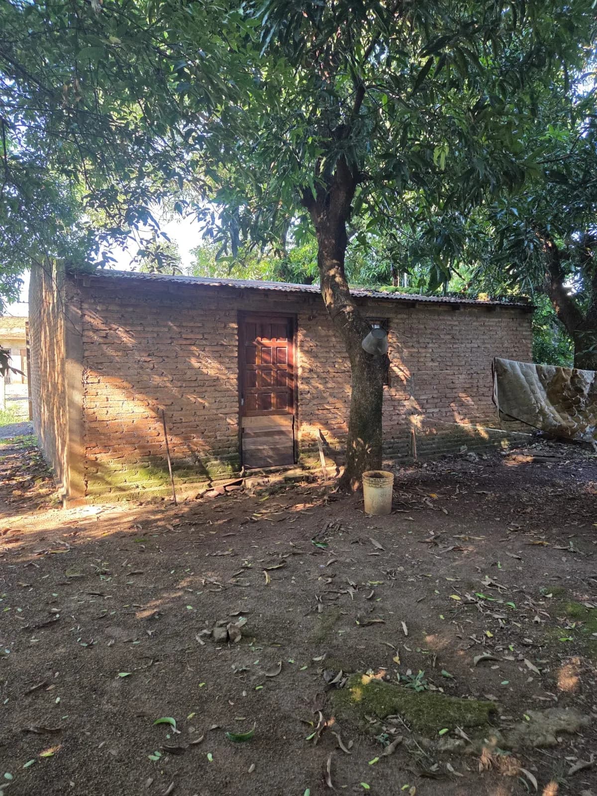 TERRENO C/CASA A RECICLAR
