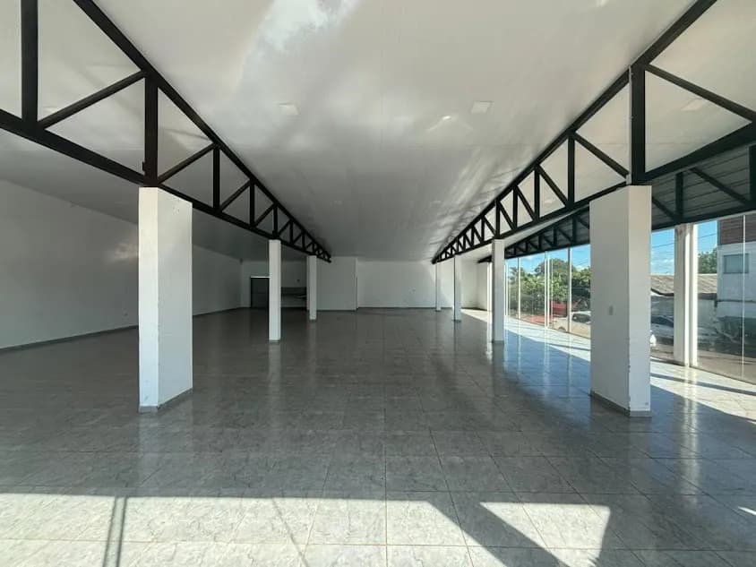 SE ALQUILA LOCAL COMERCIAL