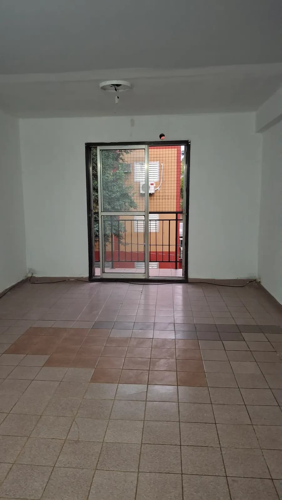 DEPARTAMENTO EN VENTA CH 106
