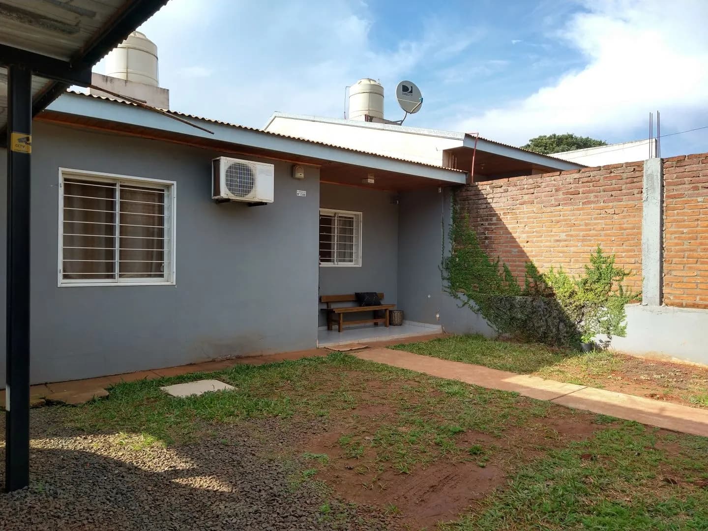 CASA DE 2 DORMITORIOS EN VENTA, APTO CREDITO.