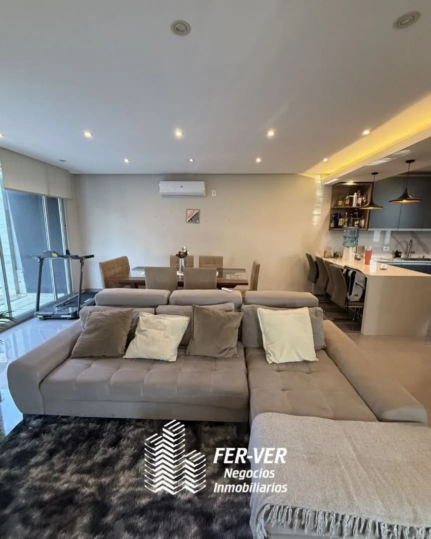 Casa en Venta. 3 Dormitorios.Barrio Cerrado Panambí