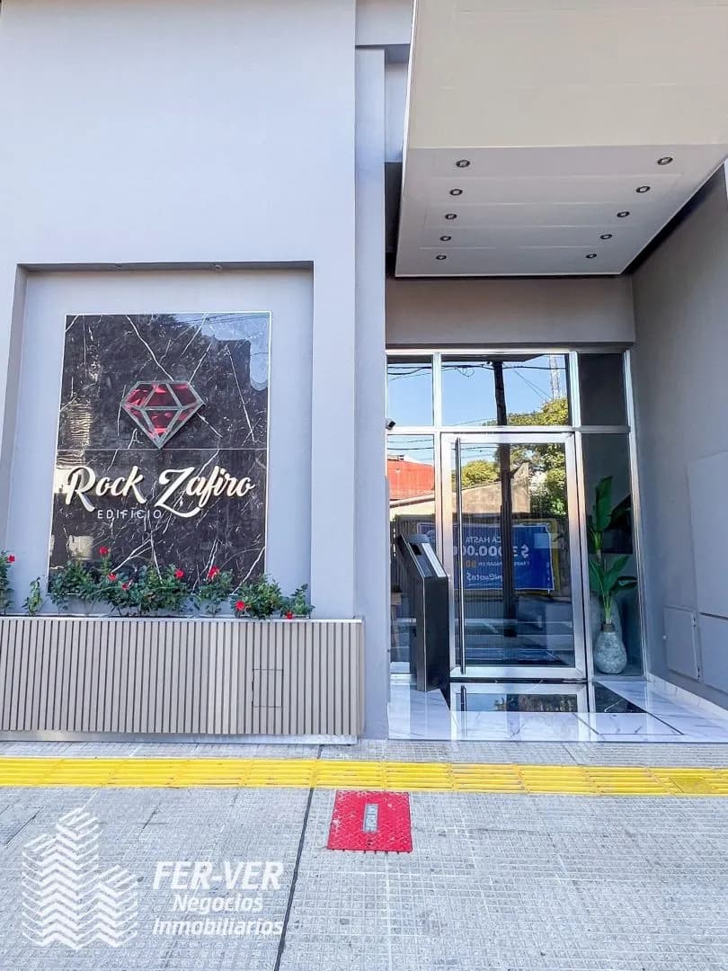 Venta Dpto. Céntrico 2 amb. Tipo Loft. San Lorenzo y Alvear