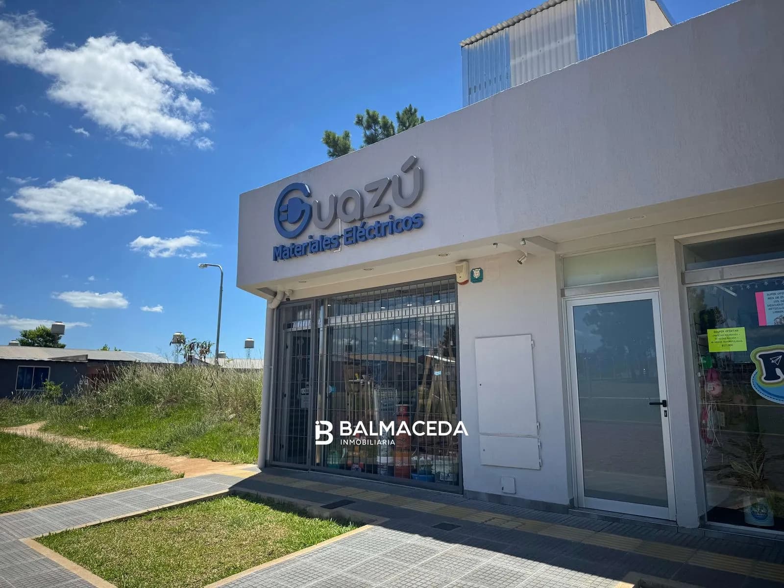 EN VENTA FONDO DE COMERCIO - FERRETERIA - ITAEMBE GUAZU