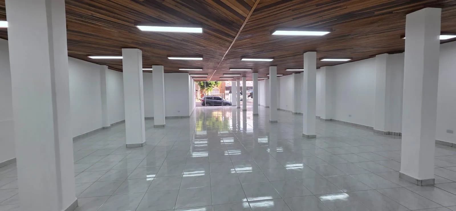 Local de 230 m2 en el centro de Oberá