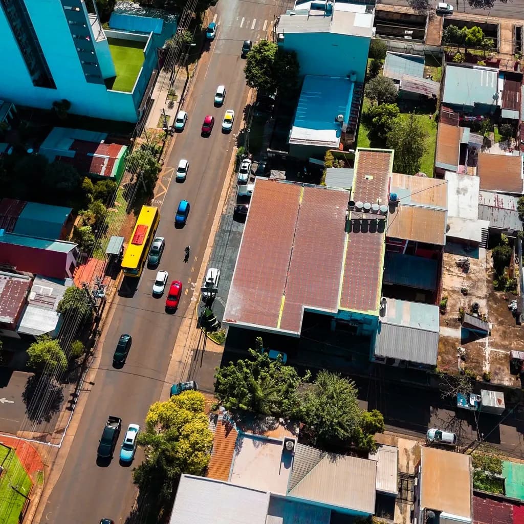 Vista aérea de propiedad urbana