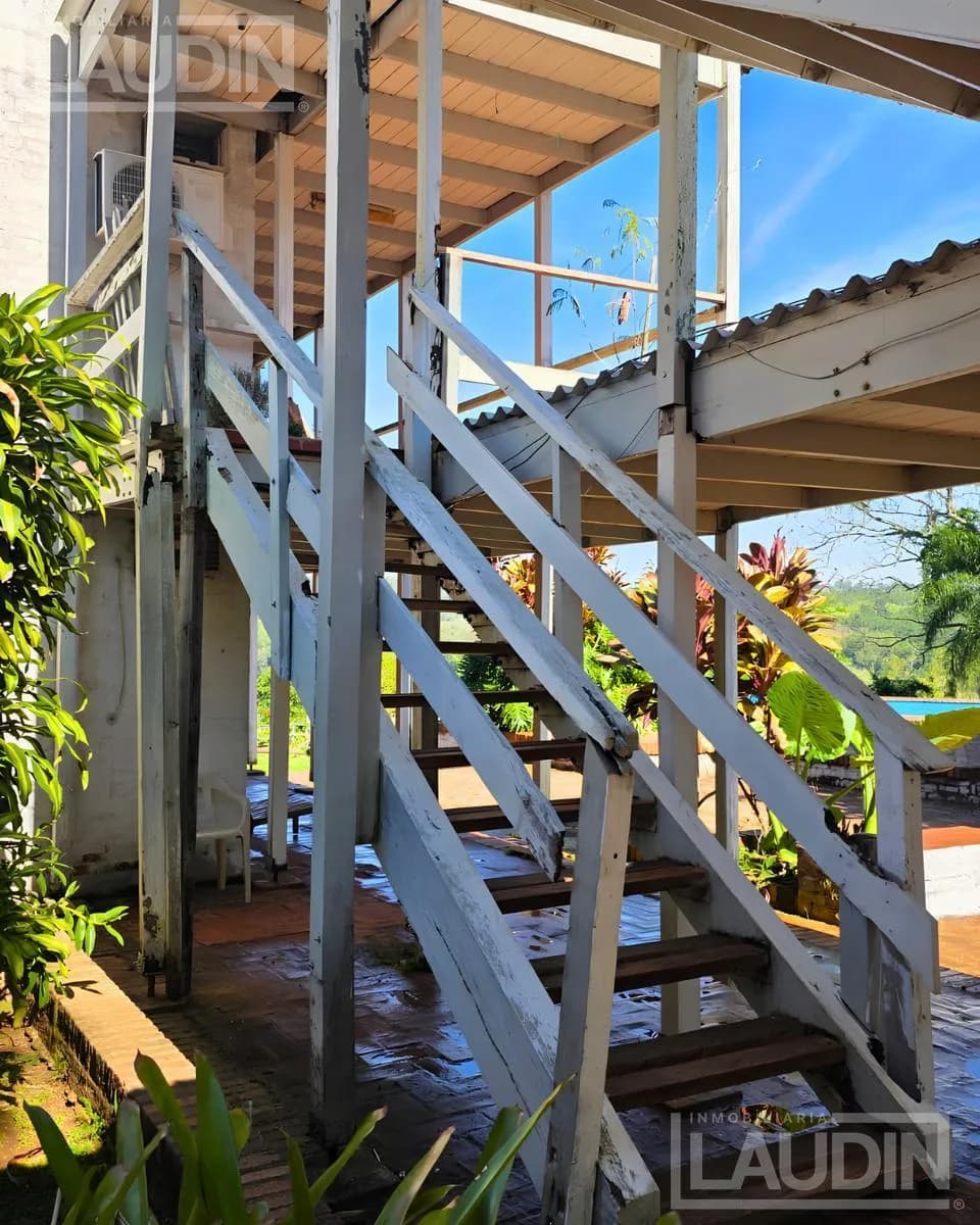 Se Vende Hotel en Montecarlos
