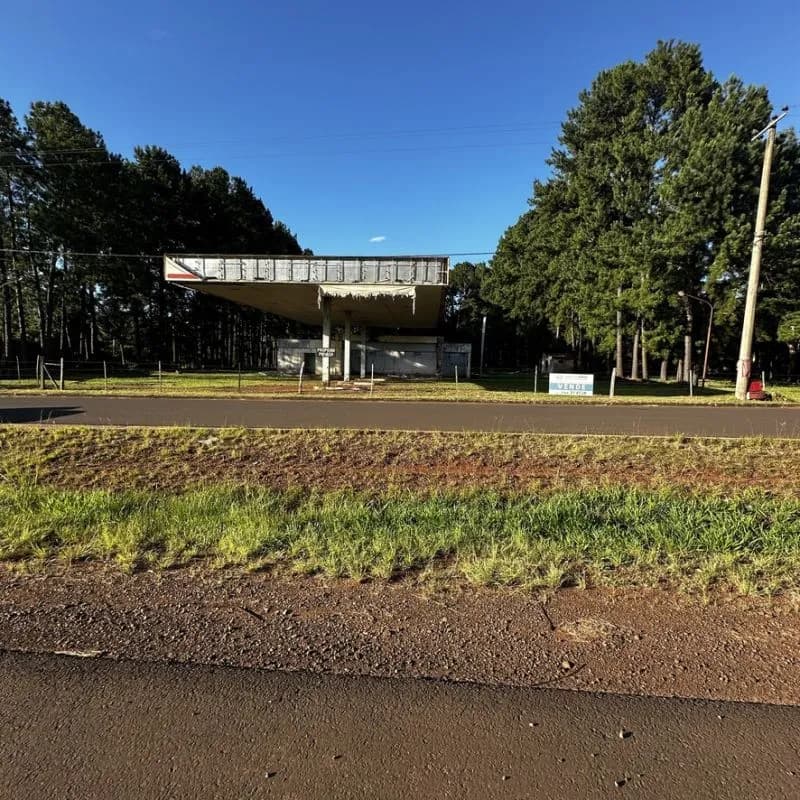 Antigua estación de servicio en venta