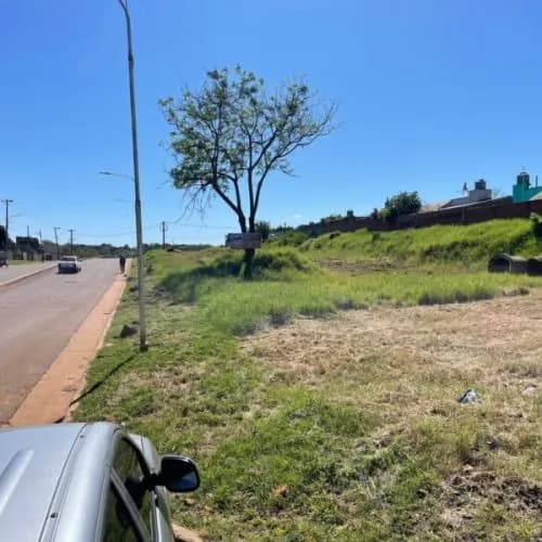 Loteo sobre Av. Vivanco