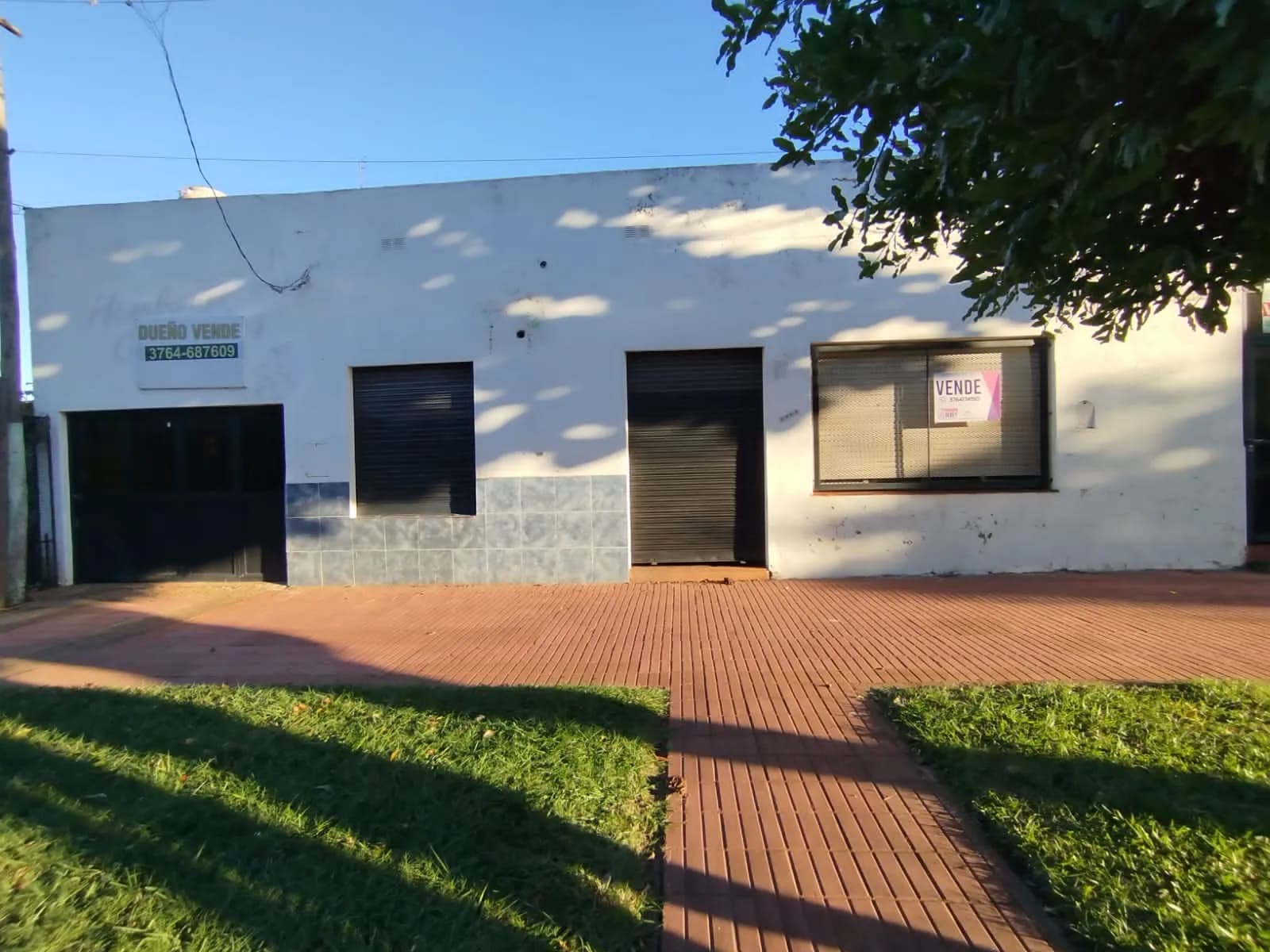 Fachada de local comercial en venta