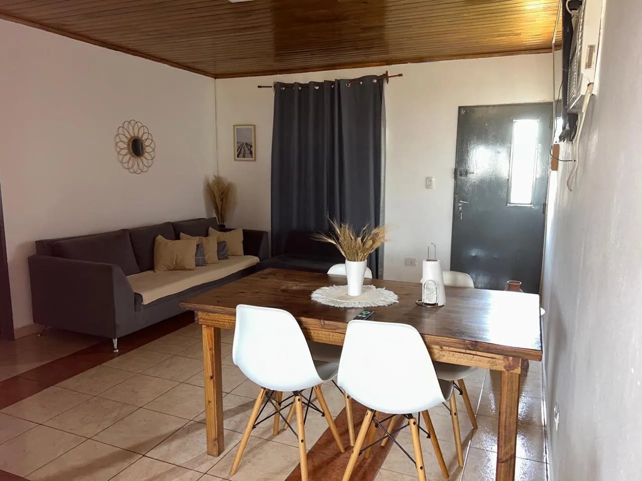 Living comedor moderno y acogedor
