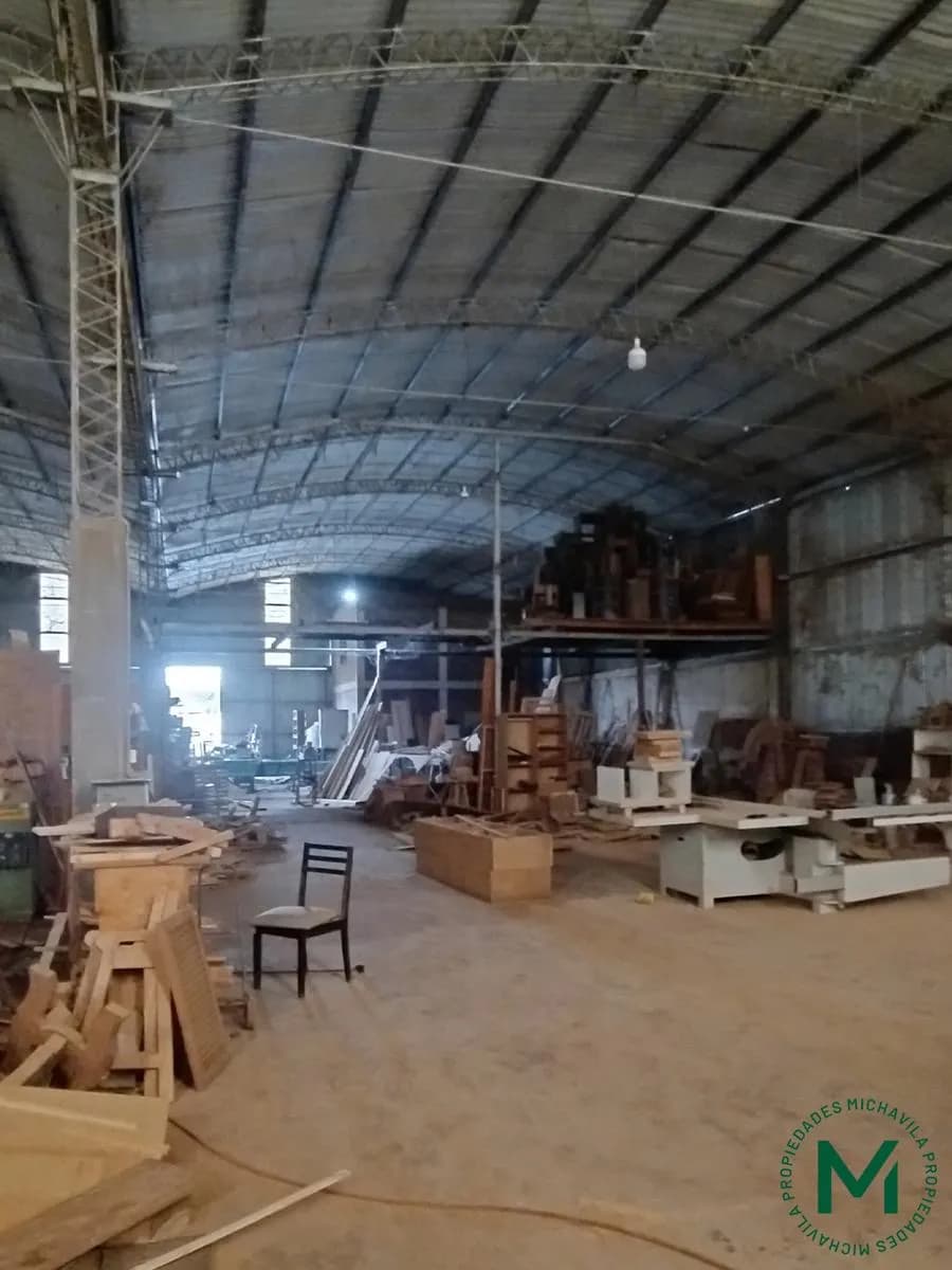 Depósito en Nemesio Parma
