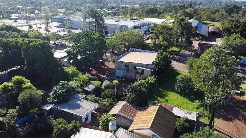 Vista aérea de propiedad residencial