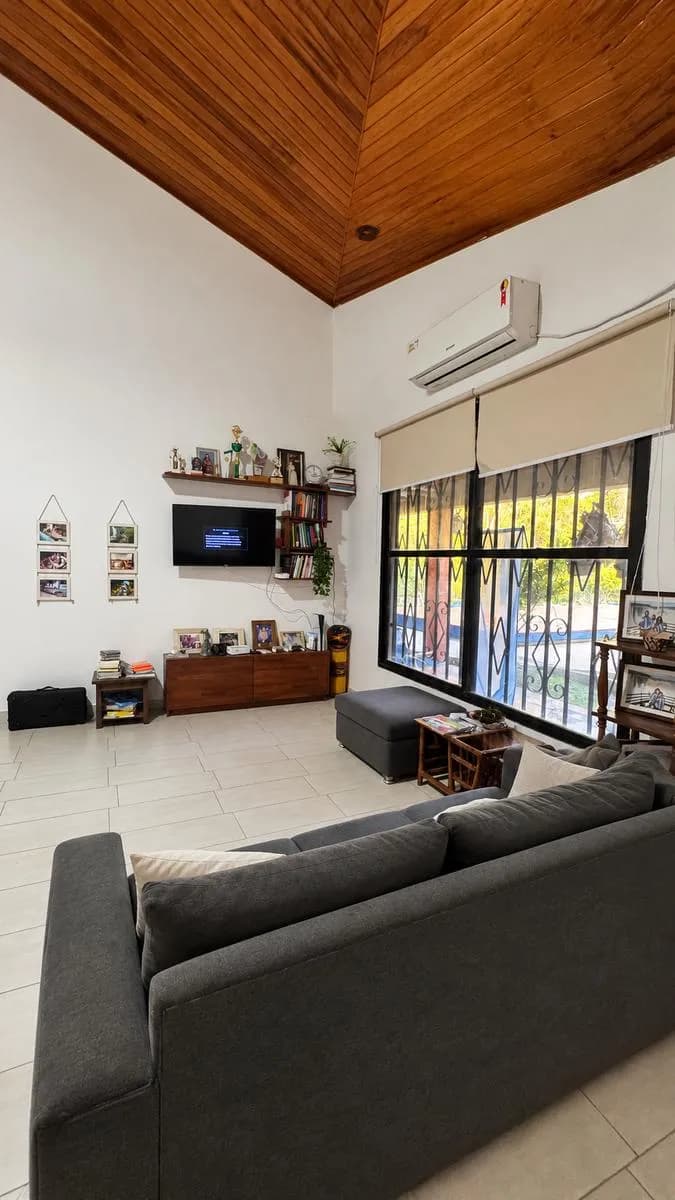 Casa con gran terreno en venta