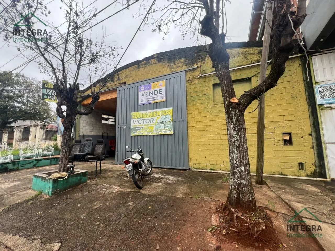 Local Comercial En Venta Con Galpón y Oficinas - Av. Santa Catalina