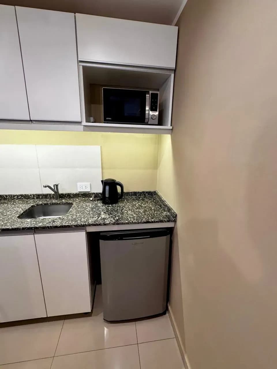 Venta monoambiente Edificio Alarif Calle Buenos Aires Posadas Misiones