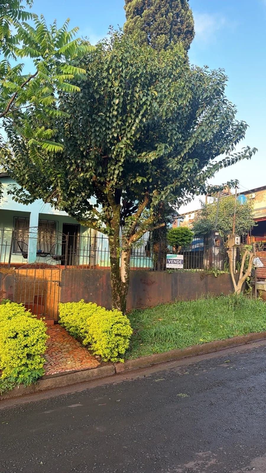 En Venta Casa de 2 Dormitorios Centrica en Barrio Centro, San Vicente, Misiones
