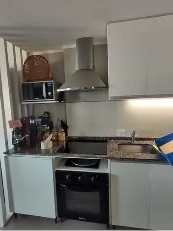 Cocina moderna totalmente equipada
