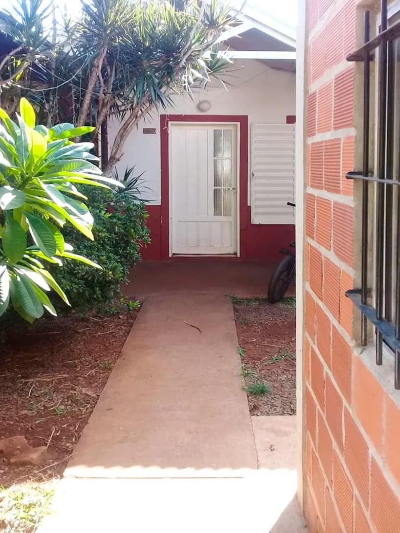 CASA EN VENTA ITAEMBE MINI - 3 DORMITORIOS
