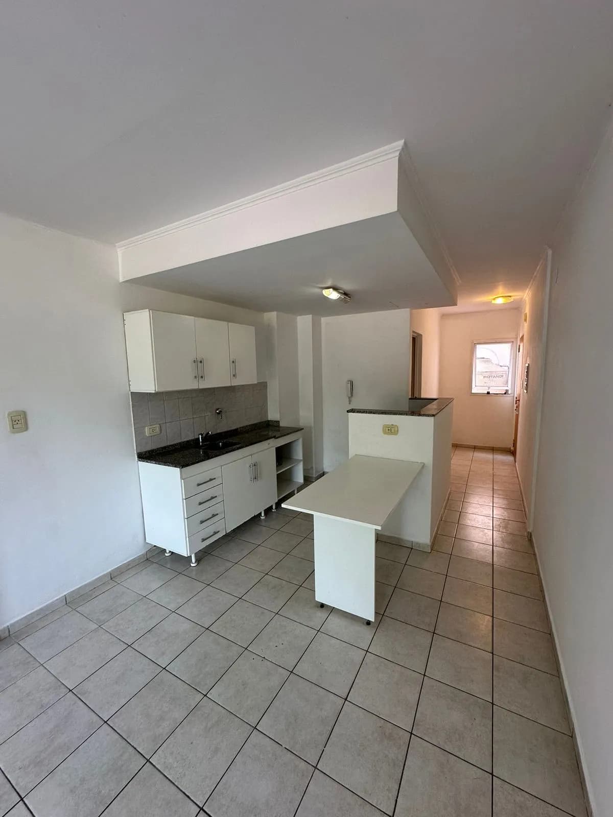 Edificio en bloque con renta inmediata en venta sobre Avenida, Posadas